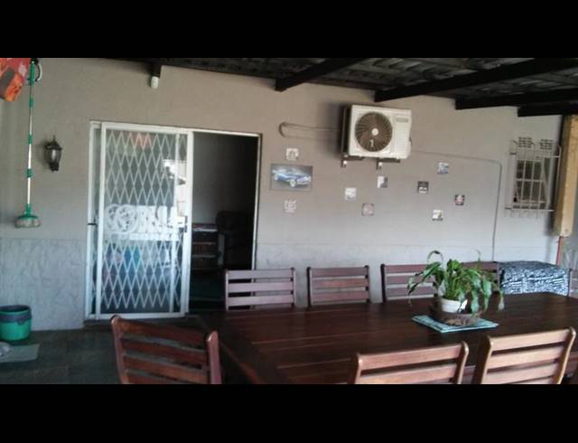 4 BEDROOM HOUSE FOR SALE IN VAN DYK PARK